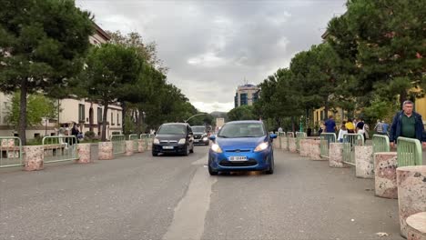 Timelapse-of-Tirana-street-traffic-in-the-evening,-Albania,-Europe