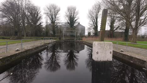 Athy-Kildare-Irlanda-Patrimonio-Industrial-Puertas-Del-Canal-E-Infraestructura-Industrial-De-Otra-época
