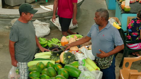 Local-farmer's-market-in-Victoria,-Mahè-island,-Seychelles