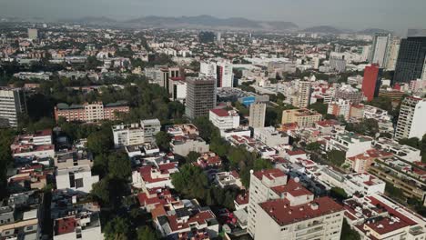 Polanco-drone-footage,-glimpse-of-Mexico-City's-wealthy-lifestyle