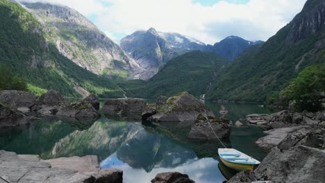 Bondhusvatnet-Lake-and-Bondhusbreen-Glacier-in-Sundal,-Vestland,-Norway---Pan-Left-4k