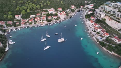 Impresionante-Vista-De-Vela-Luka-En-La-Isla-De-Korcula,-Croacia