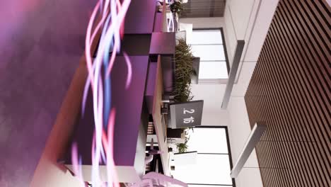 Vertikale-Fließende-Energie-In-Leerem-Büroarbeitsplatz-Mit-Laptop-3D-Rendering-Animation