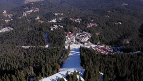 Panoramic-view-of-the-ski-slopes-of-the-winter-resort-of-Pamporovo-in-Bulgaria