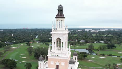 Luftaufnahme-Der-Freilegung-Des-Vorderen-Teils-Des-Biltmore-Hotel-Miami-Coral-Gables,-Florida,-USA