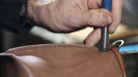 Artisan-Hand-Riveting-Leather-Bag-Leatherwork