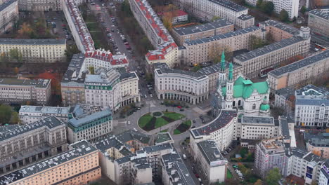 Tight-circling-aerial-shot-of-Plac-Zbawiciela-on-a-cloudy-day