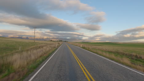 Driving-On-The-Country-Road-Of-Otago,-South-Island,-New-Zealand