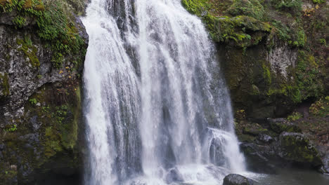 Beautiful-waterfall-found-in-the-forest-in-the-pacific-northwest-America