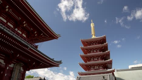 Blick-Auf-Die-Fünfstöckige-Pagode-Im-Sensoji-Tempel