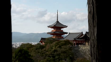 Establishing-Shot-Of-Kiyomizu-dera-Sanjunoto