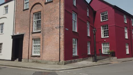 Georgian-style-houses-on-a-Swansea-side-street