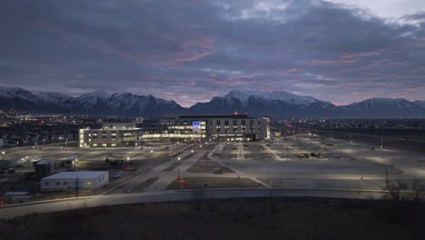 Primary-Children's-Hospital-in-Lehi,-Utah---predawn-aerial-parallax