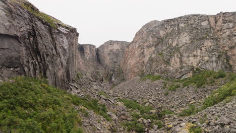 Steep-Cliffs-Of-Hellmojuvet-Canyon-On-The-Border-Of-Norway-And-Sweden