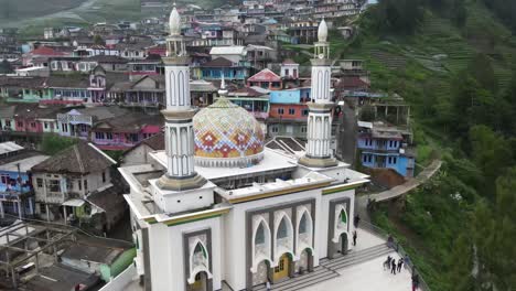 Aerial-view-from-the-viewpoint-of-the-mosque,-Nepal-van-Java-which-is-a-tourist-village-on-the-slopes-of-Mount-Sumbing,-Magelang,-Central-Java