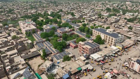 Aerial-view-of-Shahdadpur-Hospital,-Sindh