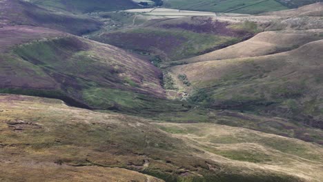 Rural-Nature-Of-Hope-Valley-In-Peak-District-National-Park,-Derbyshire,-Northern-Midlands-Of-England