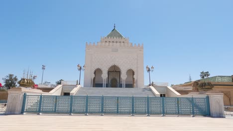 Mausoleum-of-Mohammed-V-front-view,-Rabat
