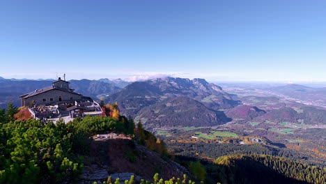 Retiro-Del-Nido-Del-Águila-De-Hitler-En-Berchtesgaden,-Alemania---Panorama