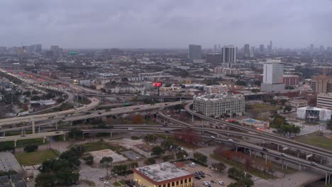 Luftaufnahme-Von-Gebäuden-Und-Landschaft-In-Houston,-Texas