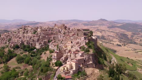 Aerial-view-of-Calascibetta,-a-city-in-the-Province-of-Enna,-Sicily,-Italy