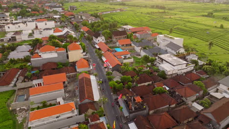 Streets-of-Canggu-are-busy-with-travelling-residents-as-sun-descends