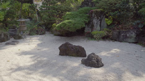 A-small-Zen-garden-located-in-a-very-quiet-neighborhood-in-Tokyo,-these-types-of-gardens-are-usually-made-in-small-spaces