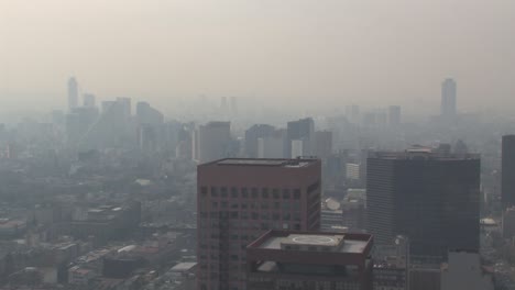 Schwerer-Smog-über-Mexiko-Stadt