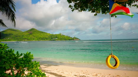 handheld-shot-of-a-empty-tropical-beach-in-the-Seychelles-Islands,-Indian-Ocean