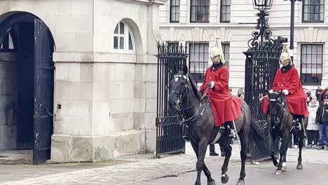 Two-mounted-cavalry-troopers-of-The-King's-Life-Guard