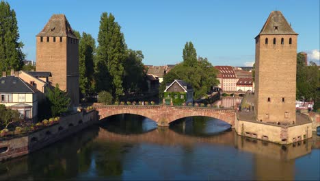 Panoramic-View-of-Two-Ponts-Couverts-Towers-in-La-Petite-France-on-Cozy-Sunny-Evening