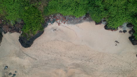 Vista-Aérea-De-Drones-Cola-Playa-Goa-India-4k