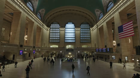 Tilt-down-on-almost-empty-Grand-Central-Station-Hall-during-Corona-Virus