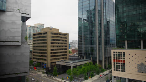 Edificios-Comerciales-A-Lo-Largo-De-West-Georgia-Street-En-Vancouver,-BC,-Canadá