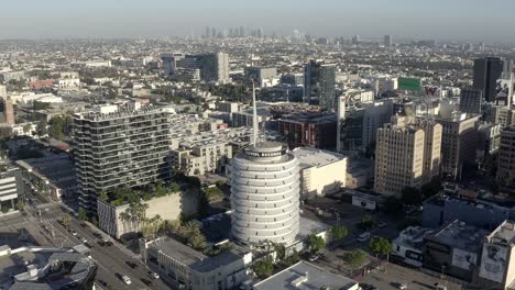 Capitol-Records,-Los-Angeles,-USA