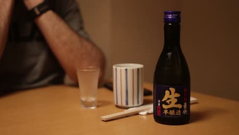 Popular-Japanese's-sake-served-hot-in-a-restaurant