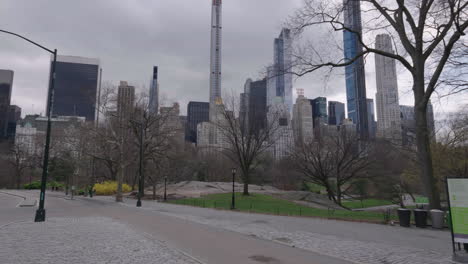 Lifeless-Central-Park-with-view-of-midtown-during-Coronavirus-outbreak-in-NYC