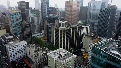 Rooftop-View-of-Financial-District-in-Downtown-of-Vancouver-City-in-Canada,-Urban-Cityscape