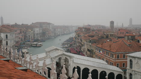 Panoramic-view-of-the-city-of-Venice-and-the-Rialto-Bridge