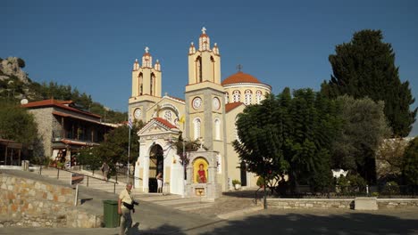 Decorative-Church-of-Saint-Pantaleon-in-center-of-the-small-colorful-village,-Siana