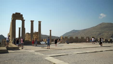 Tourists-on-the-top-of-the-hill-at-Lindos-Acropolis