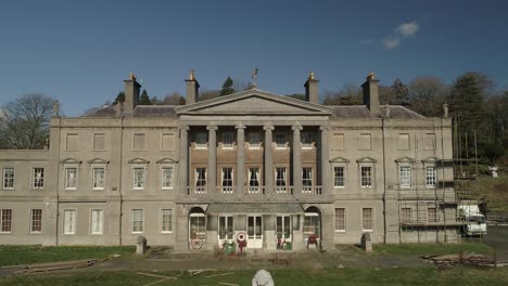 Symmetrical-reveal-of-th-Glynliffon-estate