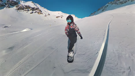Pov-front-view-of-Snowboard-freeride