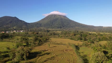 Hyperlapse-drone-flight-towards-Arenal-Volcano-in-Costa-Rica