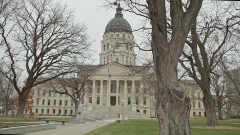 Kansas-state-capitol-building-in-Topeka,-Kansas-with-dolly-wide-shot-video-moving-left-to-right