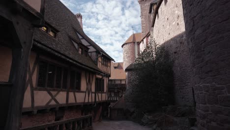 View-of-the-houses-and-castle-walls-inside-the-historical-castle,-neighborhoods-inside-the-castle