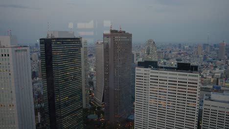 Tokyo-Japan,-Shinjuku-Skyline-in-Early-Evening-on-Overcast-Day-4k