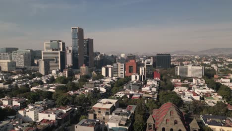 Drone-video-of-Polanco,-San-Agustín-church,-buildings-and-residences