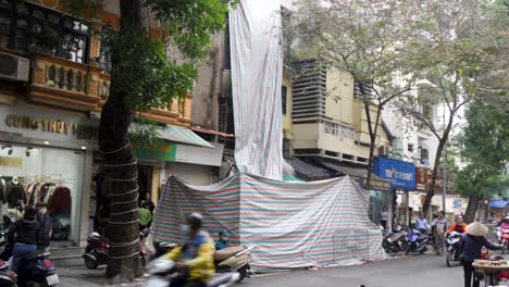 City-street-location-covered-by-Police-cordon-after-tragic-building-fire