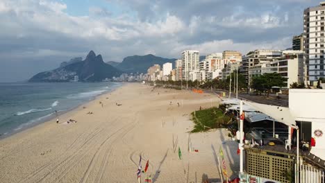 Guten-Morgen-Rio-De-Janeiro-Mit-Einer-Aufgehenden-Sonne